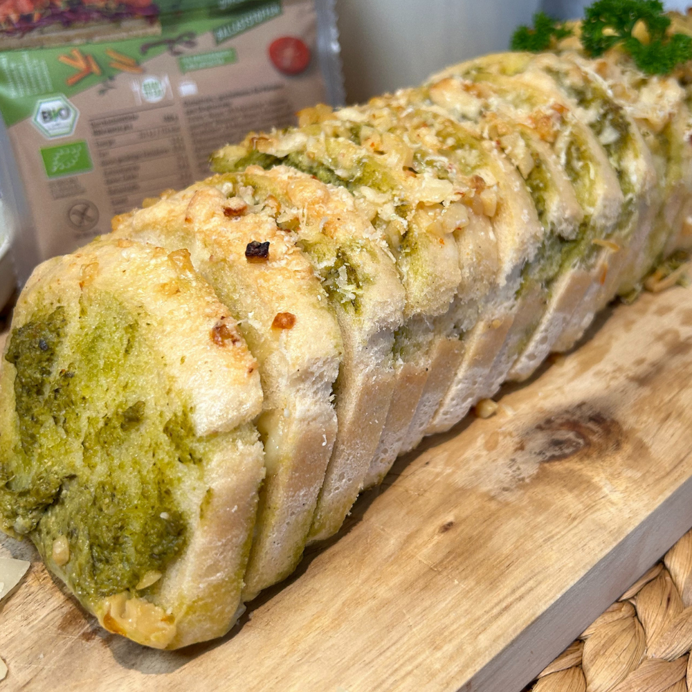 Knoblauch-Zupfbrot - Schnitzer